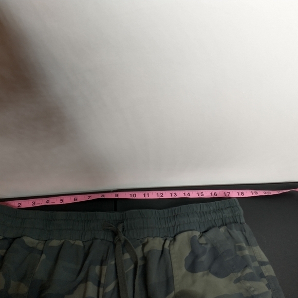 Splendid Camo Rayon Joggers, size XXL, women's - Picture 9 of 9